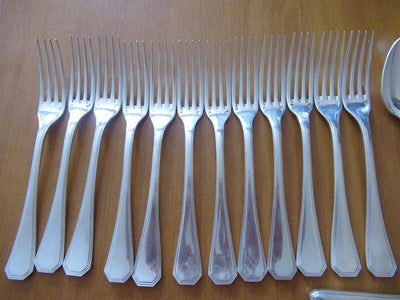 Ménagère Art Déco 69 Pièces En Métal Argenté Christofle Modèle America