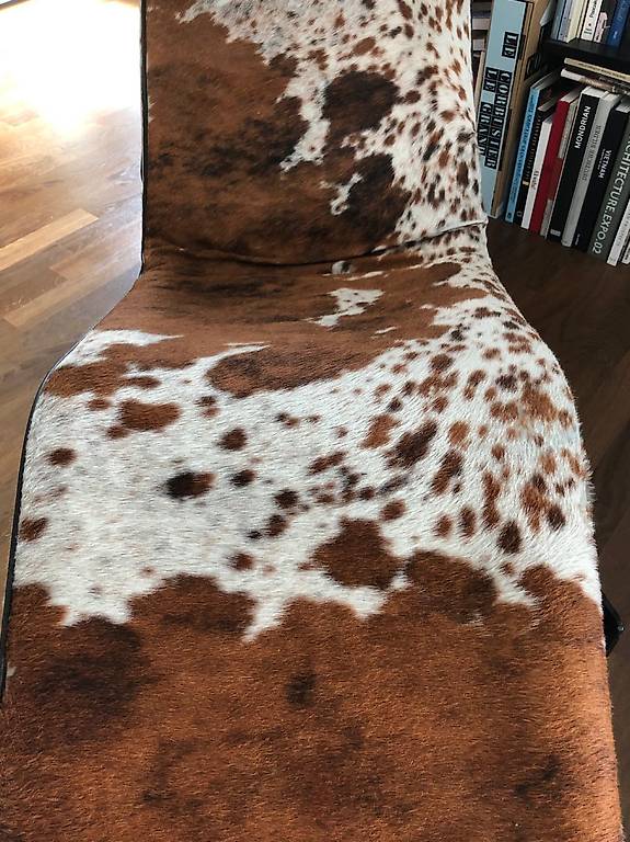 Chaise Longue Cassina LC4 Avec Peau De Poney