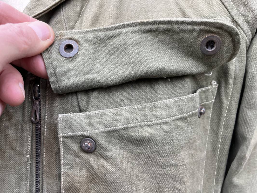 Veste Et Pantalon De Saut Kaki Parachutiste Tap Modèle Extrème Orient