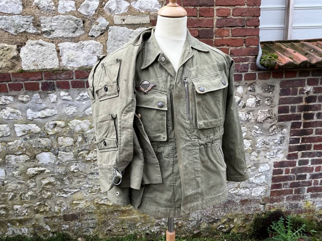 Veste Et Pantalon De Saut Kaki Parachutiste Tap Modèle Extrème Orient