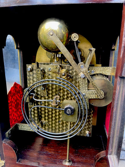 Pendule Horloge Carillon 16 cloches  17 marteaux