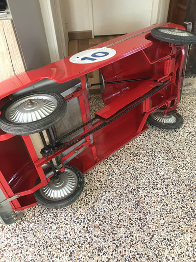 Voiture À Pédales Ancienne
