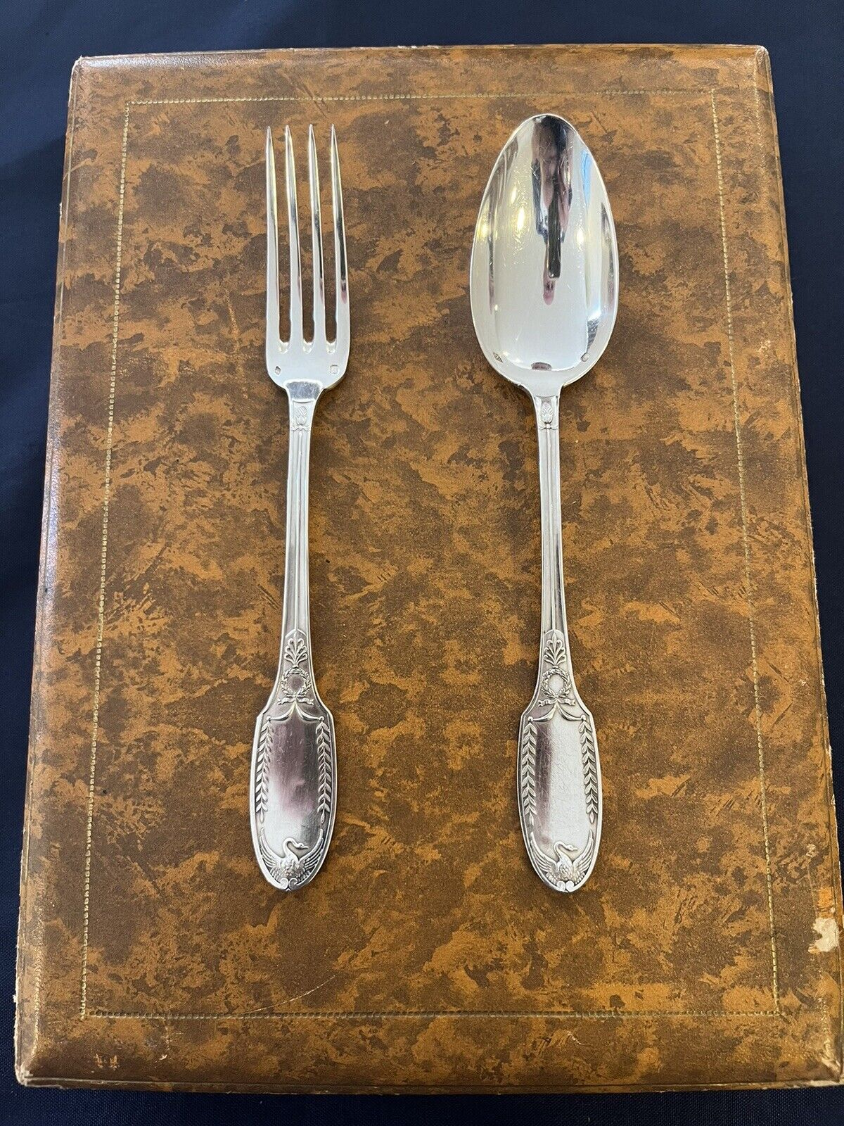 Émile Puiforcat Ménagère 24 Pieces En Argent Massif Modèle Cygne Style Empire