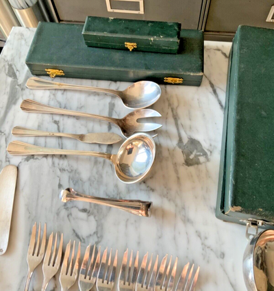 Christofle Ménagère De 75 Pièces Modèle Boréal Art Déco Métal Argenté