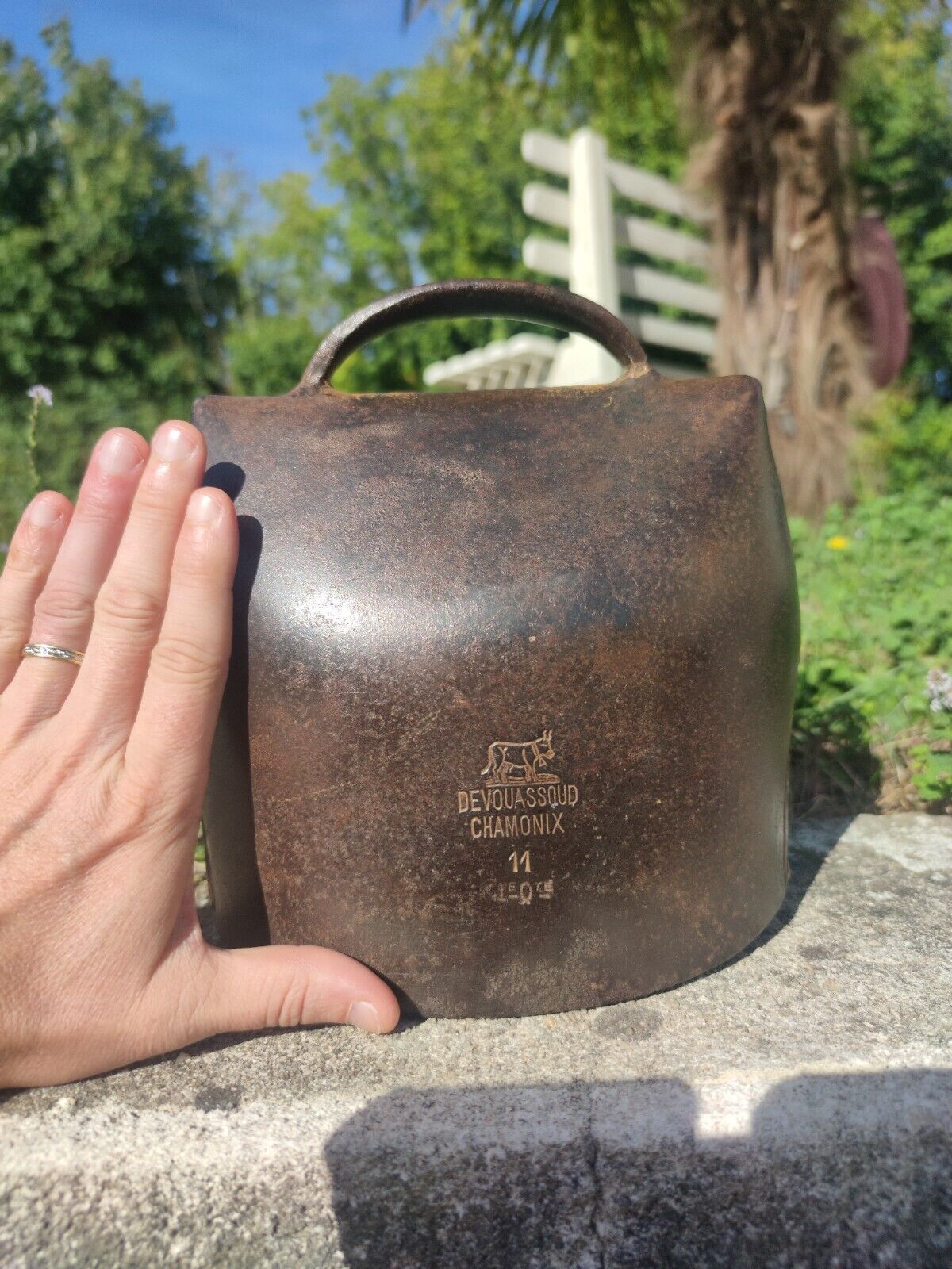 Ancienne Cloche Devouassoud Chamonix N°11