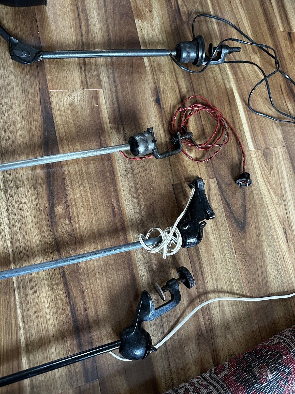 Lot de 4 anciennes lampes Gras Ravel