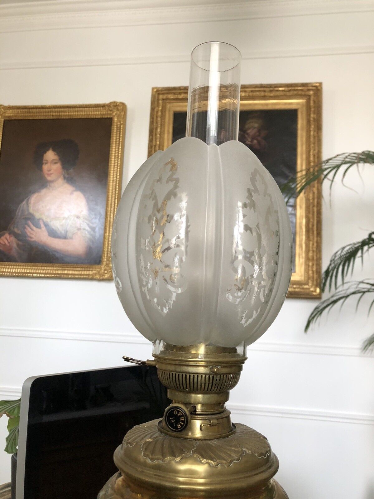 Grande lampe à pétrole en bronze doré Napoléon III dragon chimère
