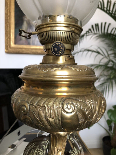 Grande lampe à pétrole en bronze doré Napoléon III dragon chimère
