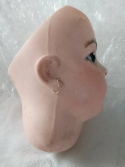 Authentique Tête De Poupée Bru Ancienne Biscuit Porcelaine Bouche Fermée