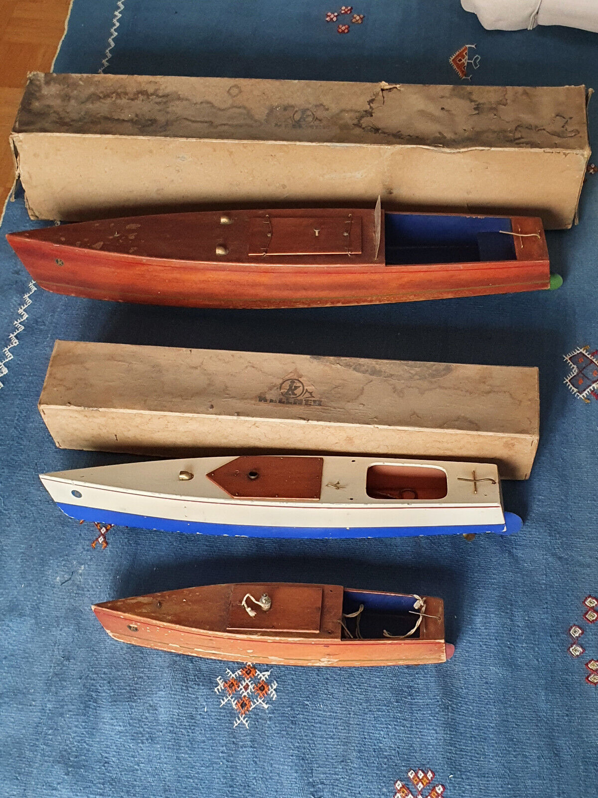 Lot vintage de 3 Bateaux Racer de bassin Kellner années 1930 en acajou