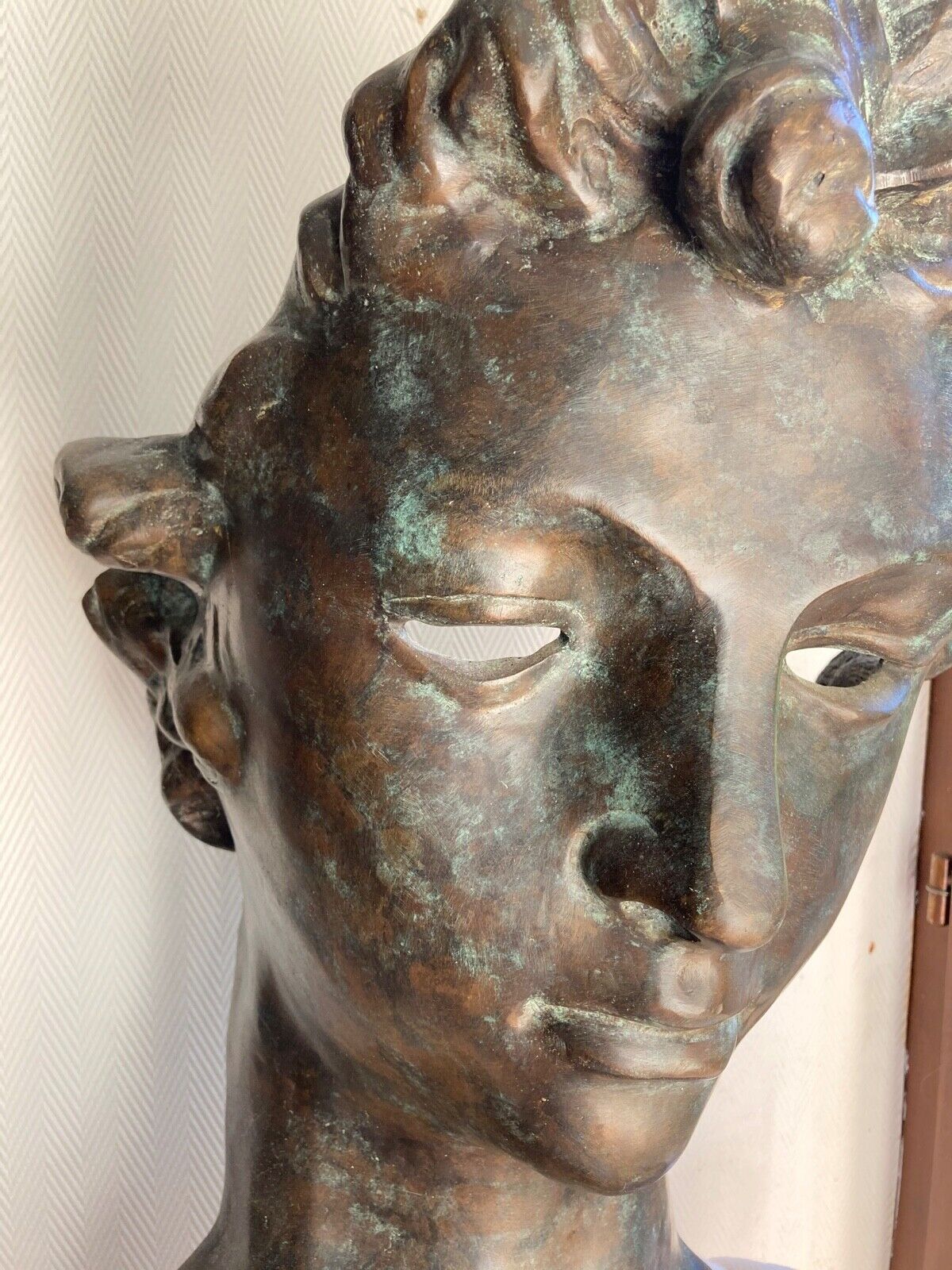 Pierre Chenet – Superbe Tête À L’antique En Bronze Signé