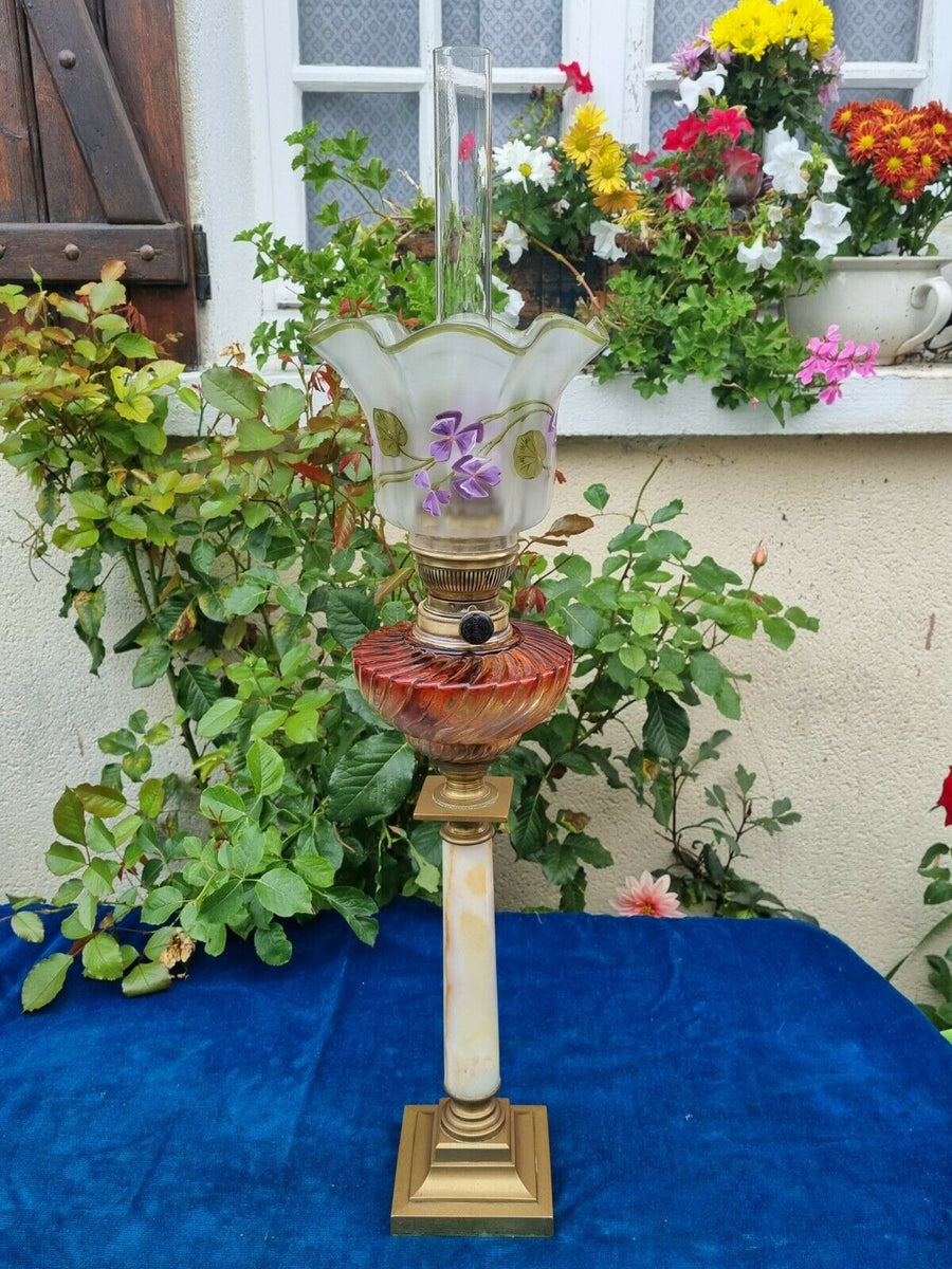 Baccarat Belle Lampe À Pétrole Ancienne