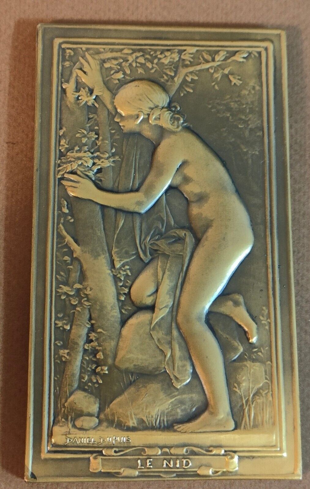 Médaille Bronze Art Nouveau Daniel Dupuis Le Nid Femme Nue