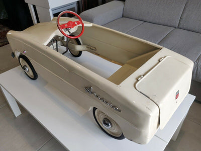 Voiture à pédales SIMCA Ariane Pierre GUY Tri-ang DEVILLAINE