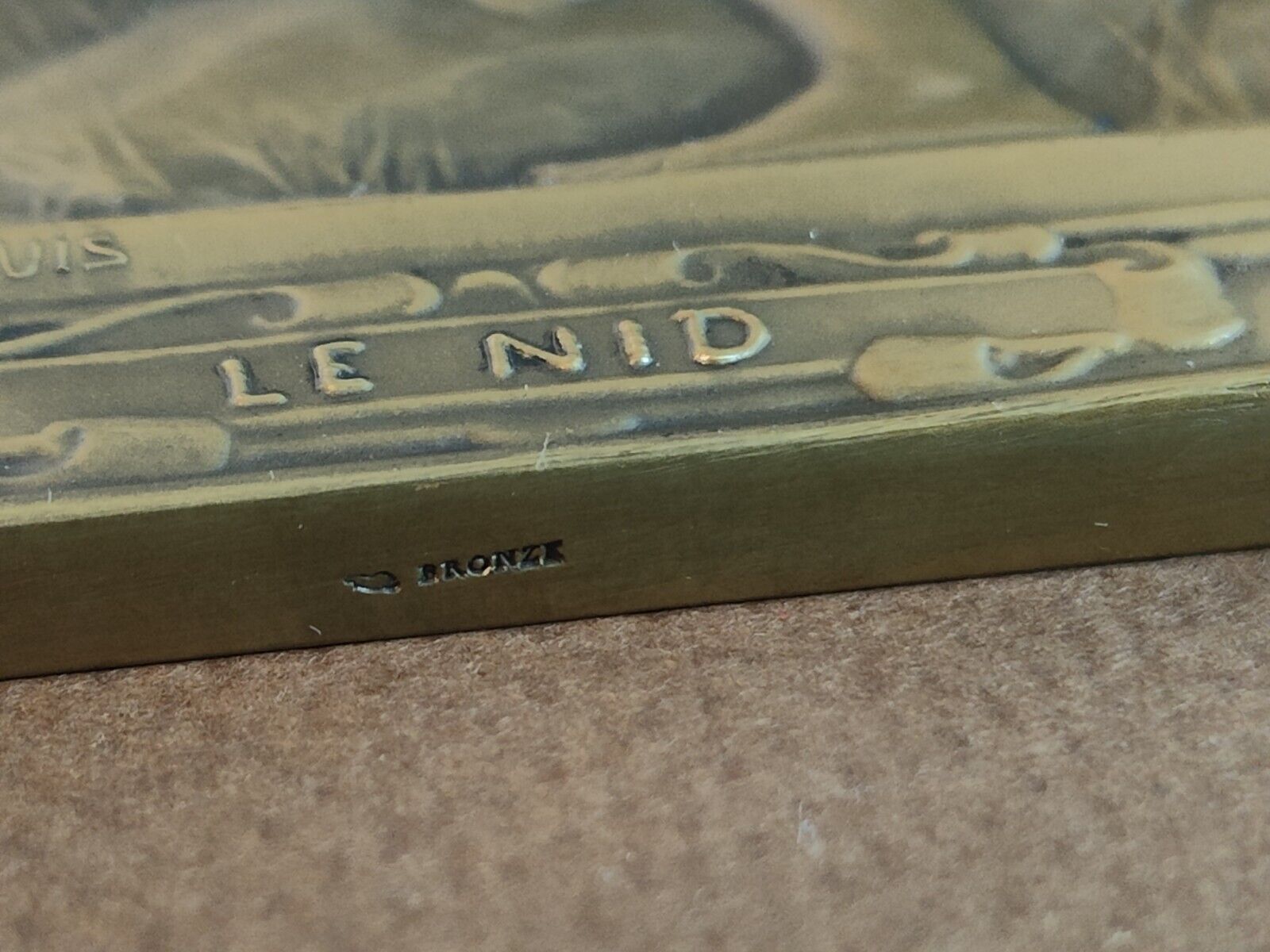 Médaille Bronze Art Nouveau Daniel Dupuis Le Nid Femme Nue