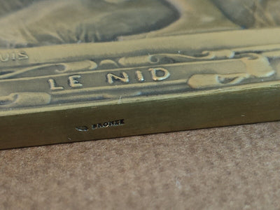 Médaille Bronze Art Nouveau Daniel Dupuis Le Nid Femme Nue