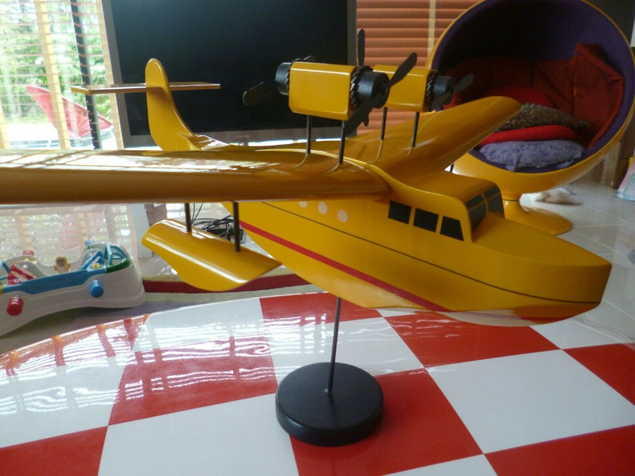 Tintin Aroutcheff Hydravion no Leblon St Emett Faribole Pixi Asterix 1986