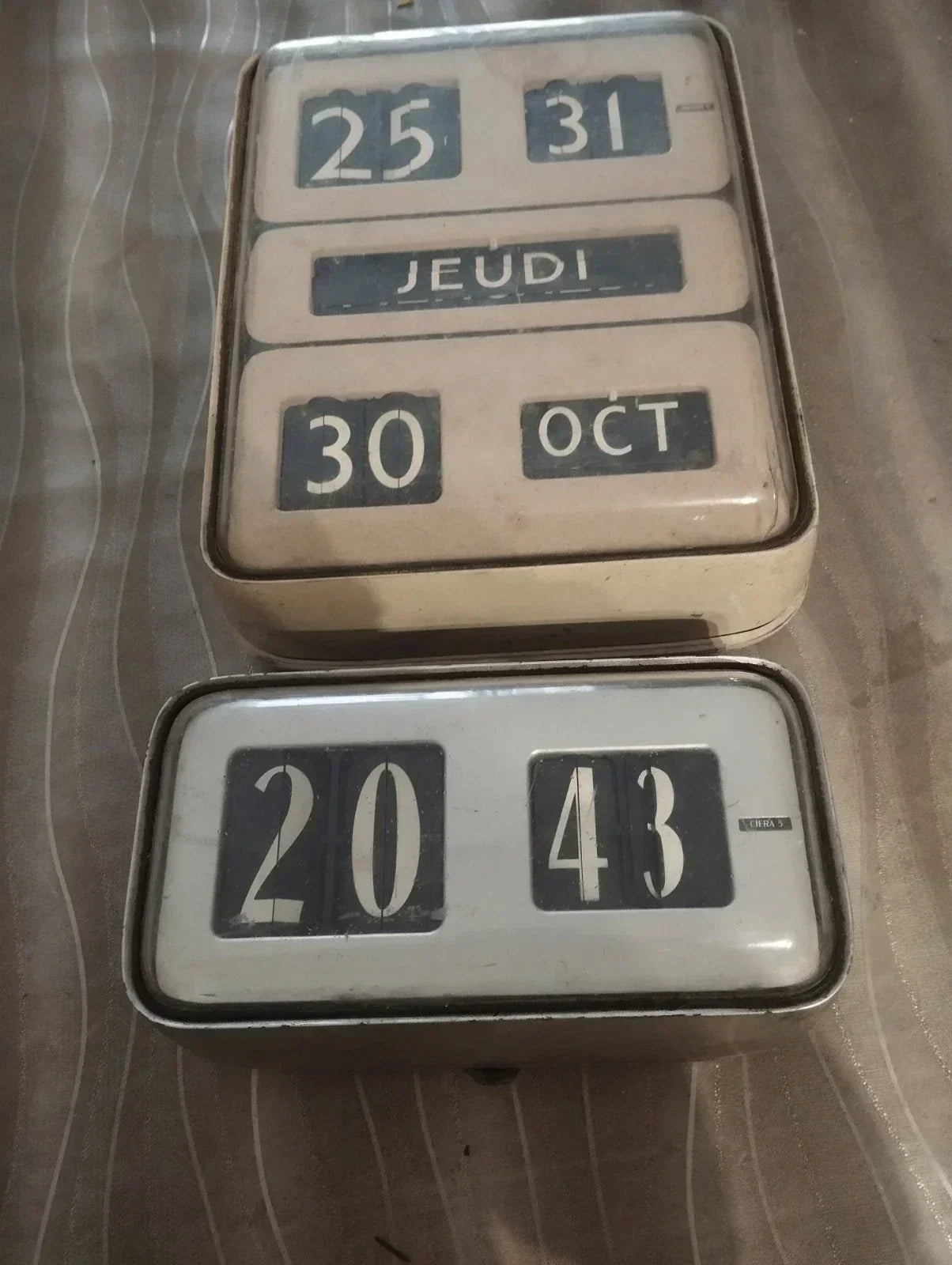 Solari Udine Lot Vintage 2 Horloges Cifra 5 - Dator 5
