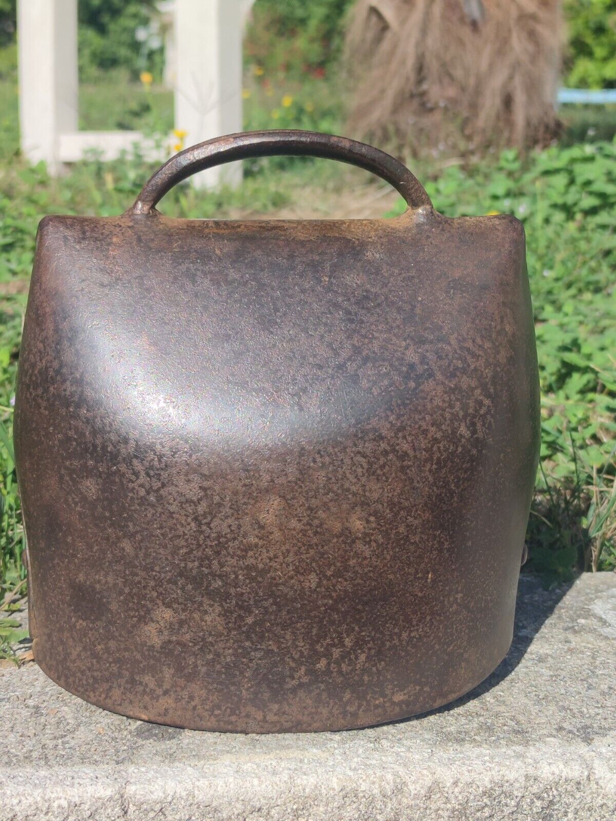 Ancienne Cloche Devouassoud Chamonix N°11