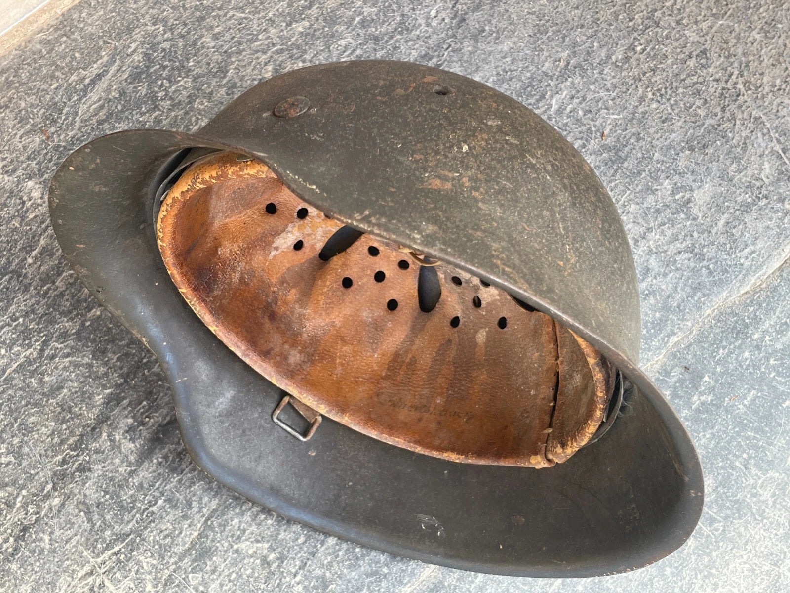 Casque Allemand Modele 1942