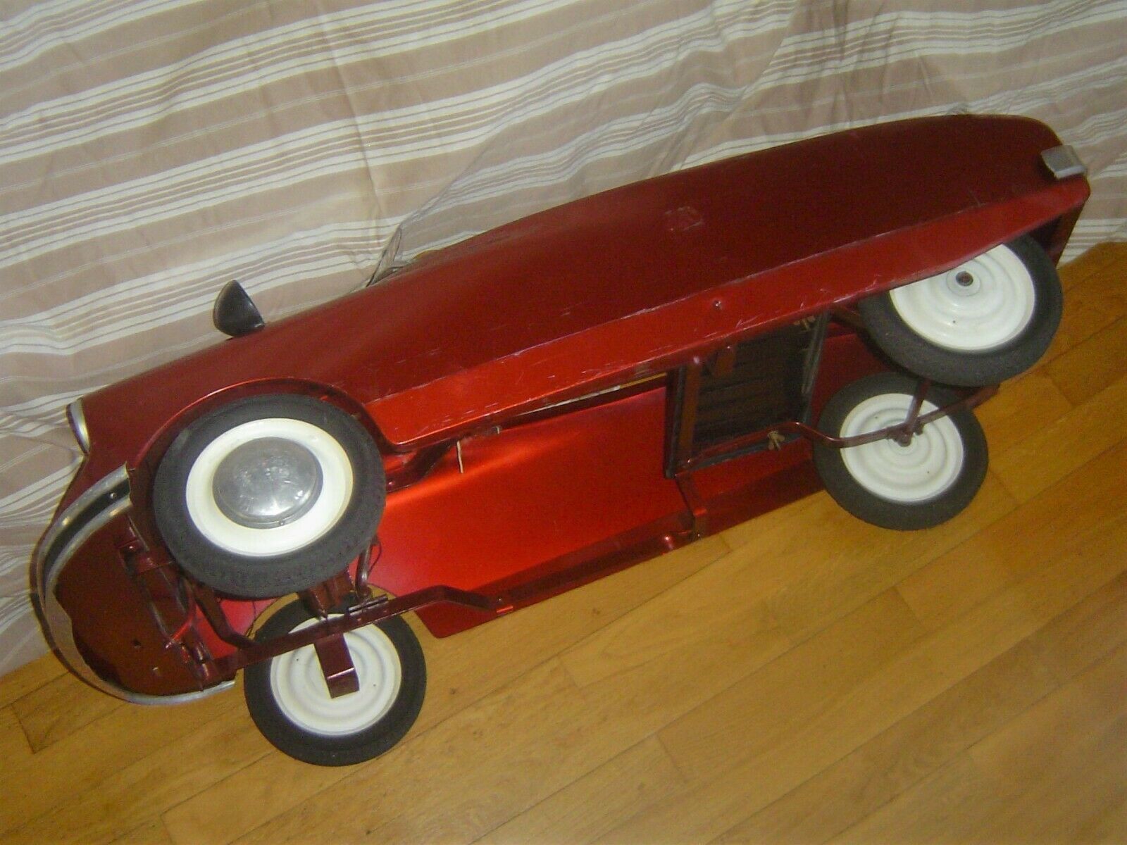 Voiture À Pédales Auto Tôle Mg Morellet Guerineau Citroe