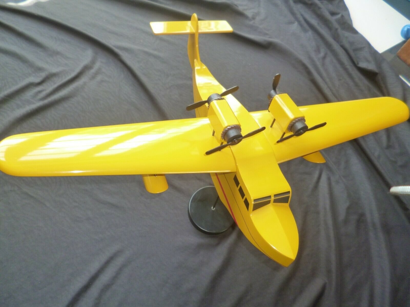 Tintin Aroutcheff Hydravion no Leblon St Emett Faribole Pixi Asterix 1986