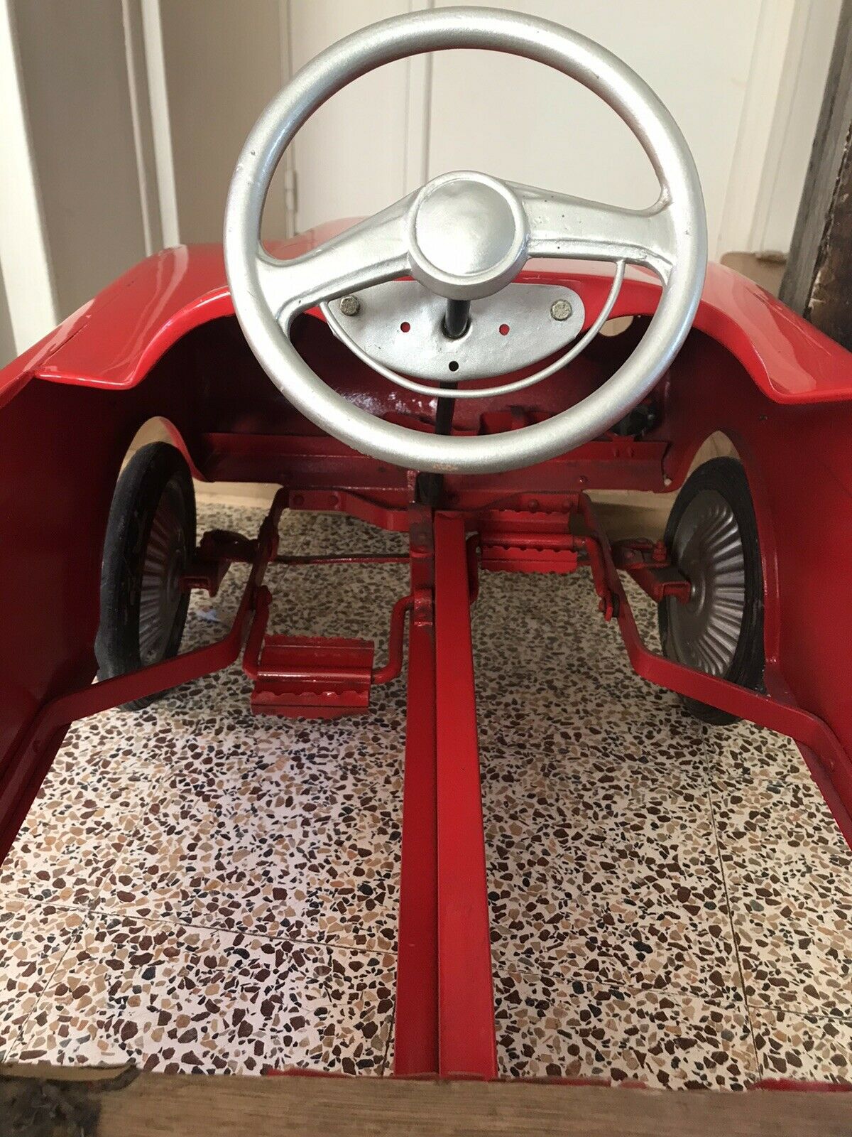 Voiture À Pédales Ancienne