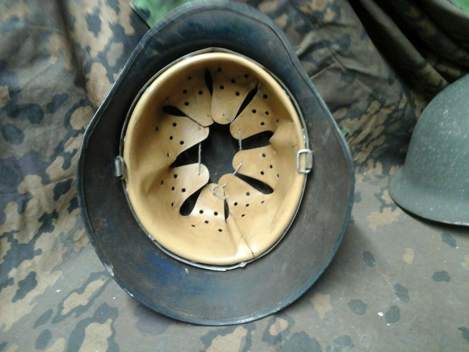 Casque Allemand Sanitaire Ww2 Camo Normandie
