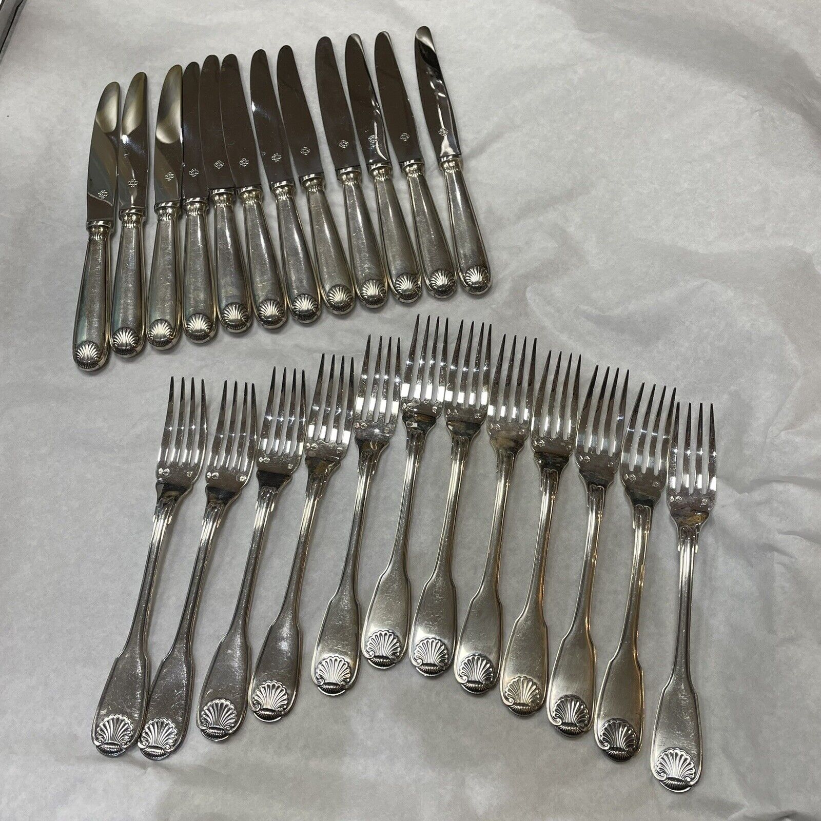 Christofle Argent Massif Lot De 12 Couteaux Et 12 Fourchettes