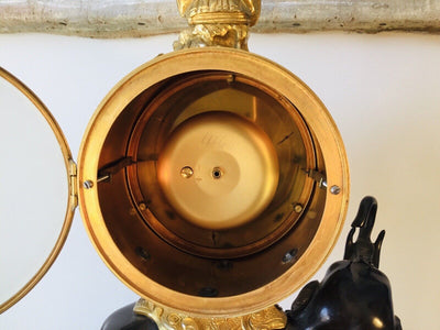 Pendule A L'Elephant Bronze Doré