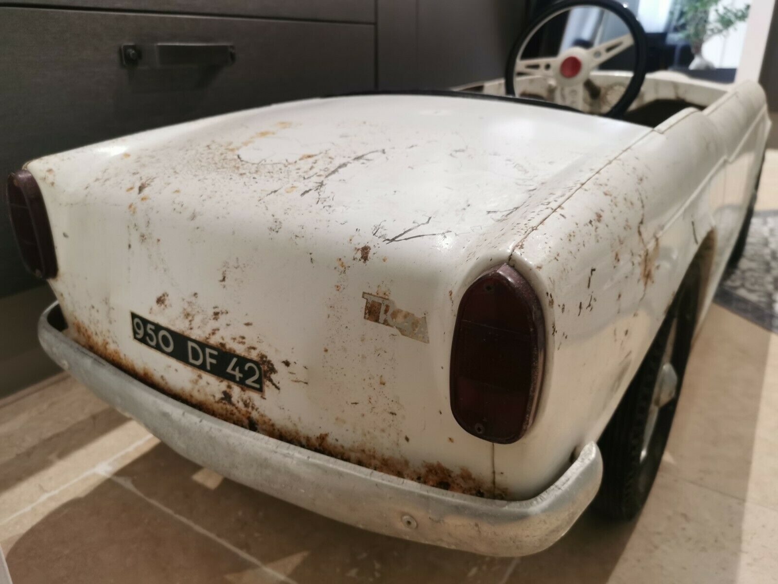 Triumph TR4A – Voiture à Pédales Devillaine
