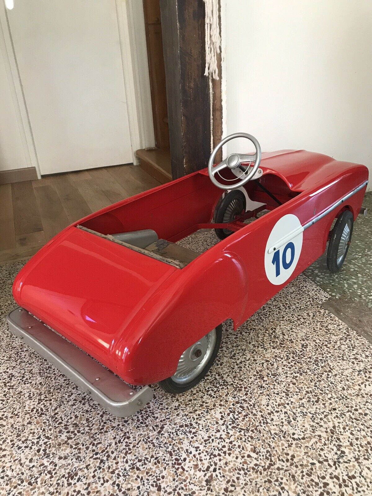 Voiture À Pédales Ancienne