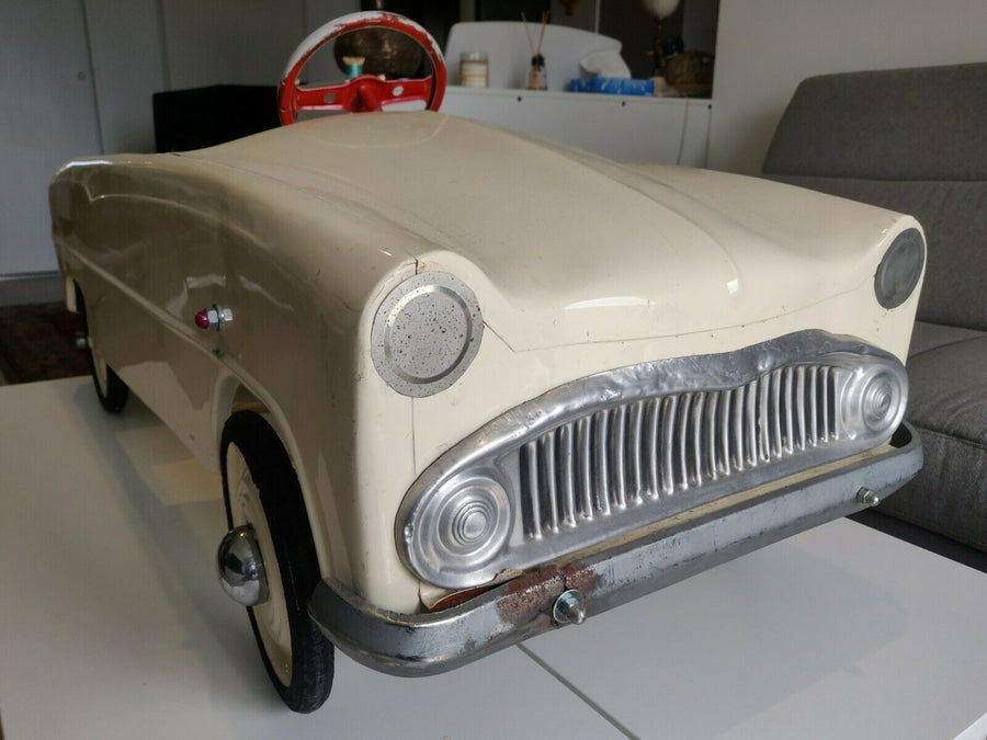 Voiture à pédales SIMCA Ariane Pierre GUY Tri-ang DEVILLAINE