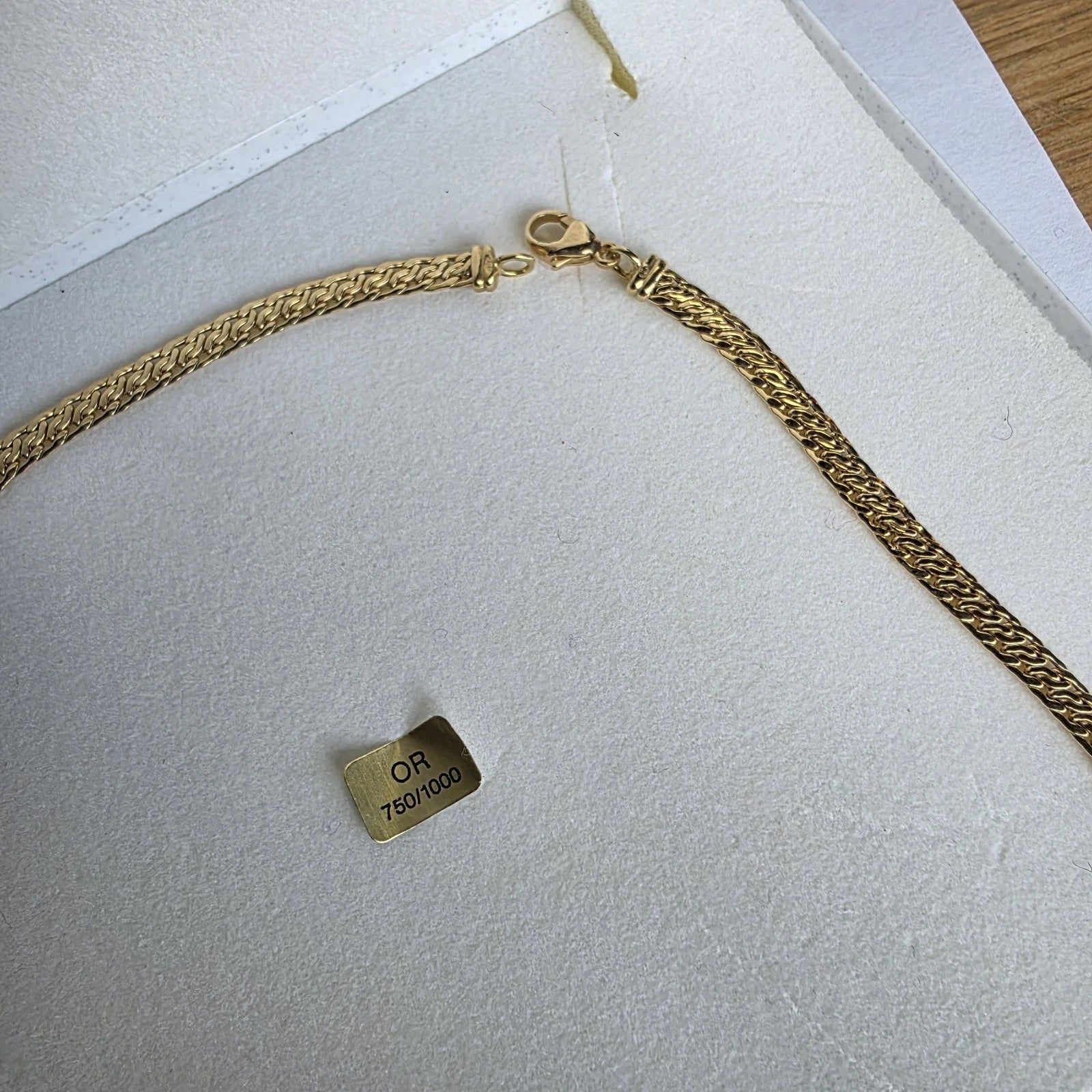 Collier Or Jaune 18 Carats 7501000 – Maille Tressée – Poinçon Tête d'Aigle