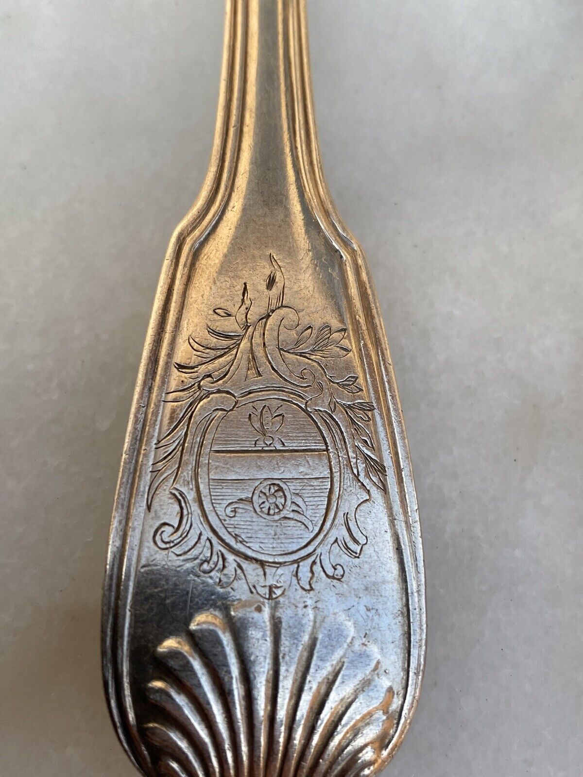 Lot de 8 Fourchettes Coquille Blason Abeille anciens Argent Fermier
