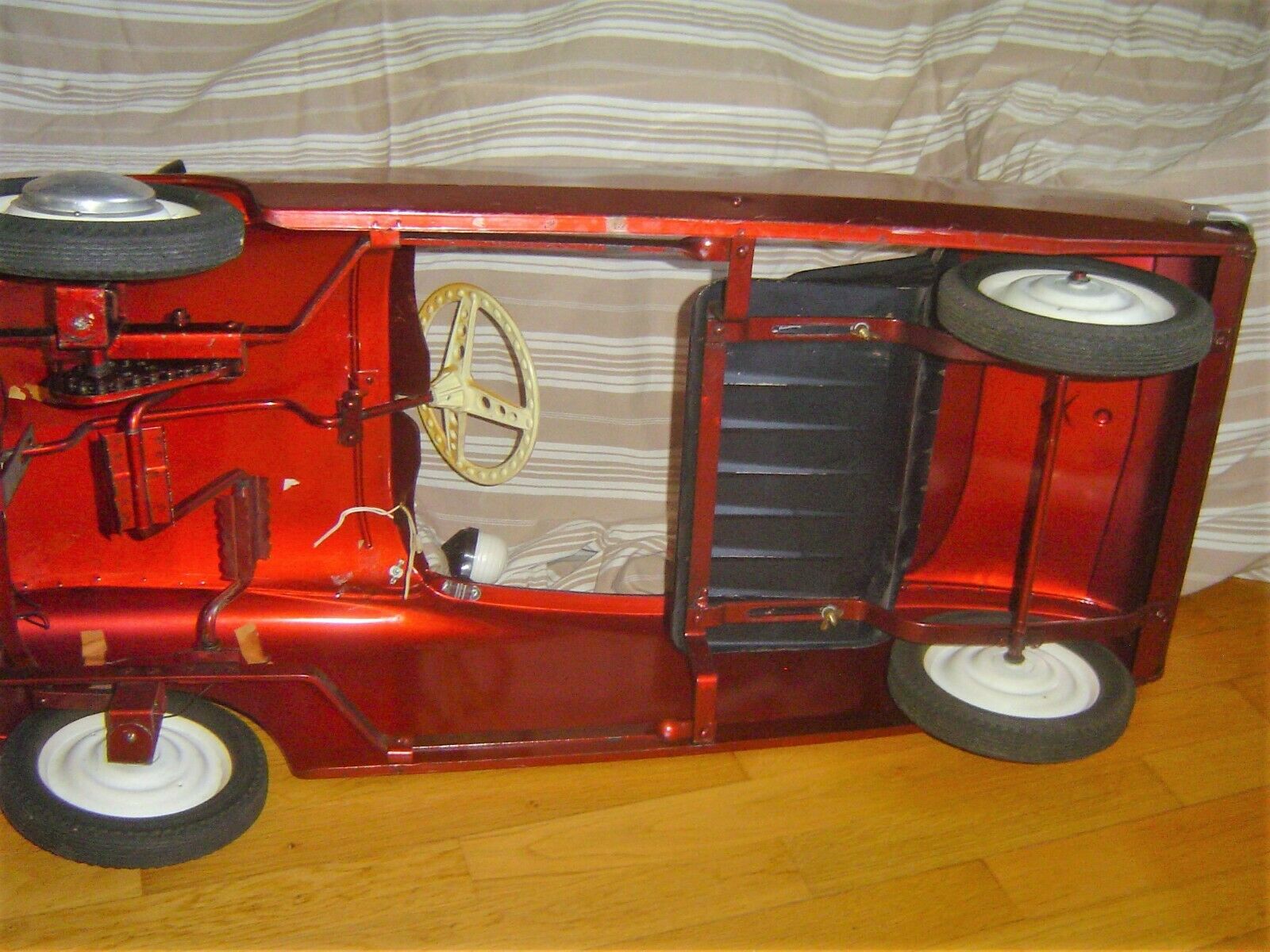 Voiture À Pédales Auto Tôle Mg Morellet Guerineau Citroe