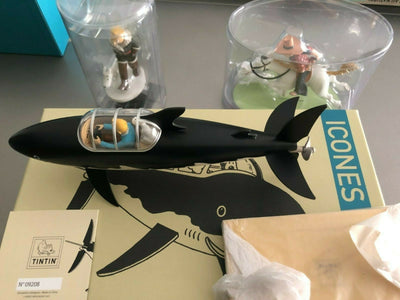 Tintin Sous-marin requin 2022