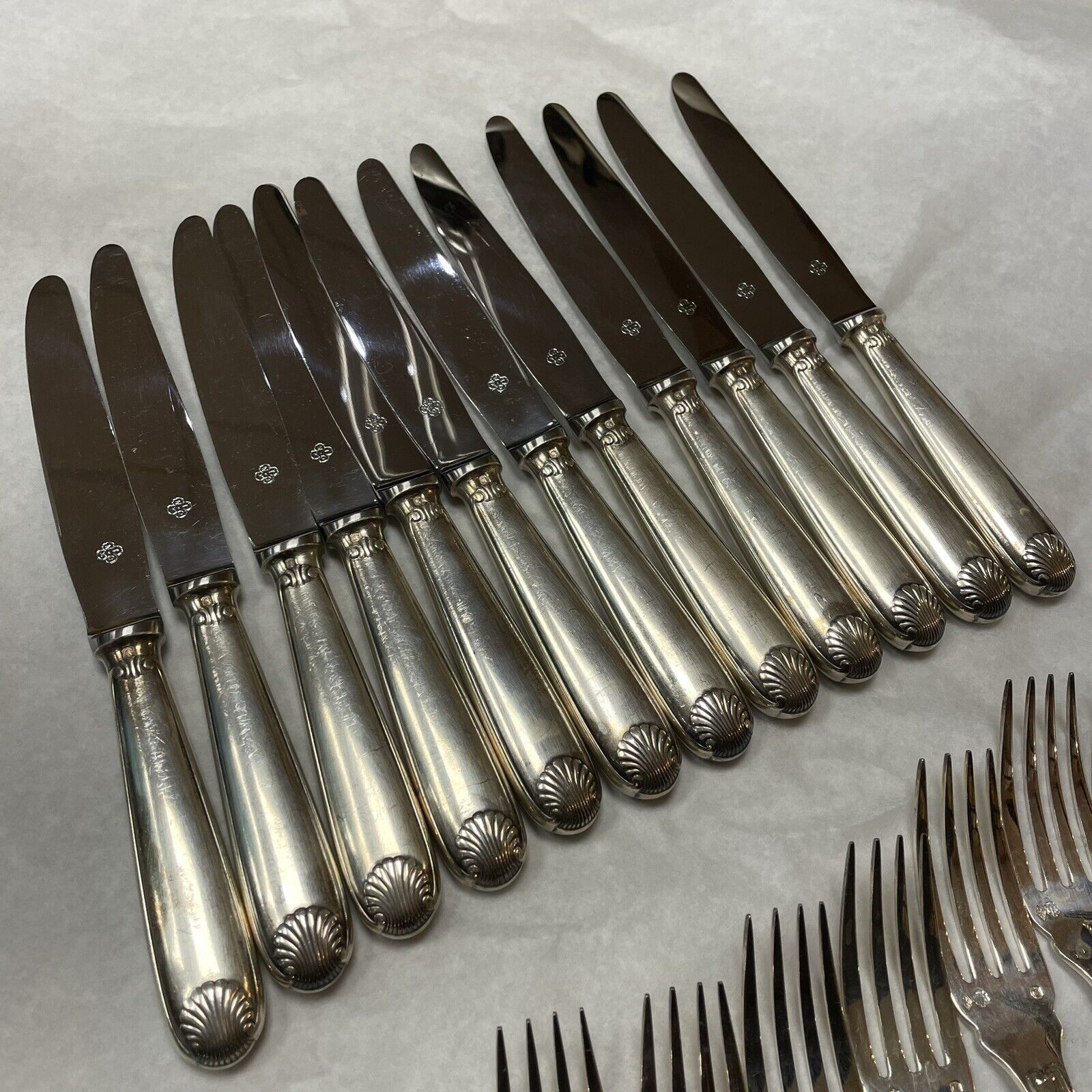 Christofle Argent Massif Lot De 12 Couteaux Et 12 Fourchettes