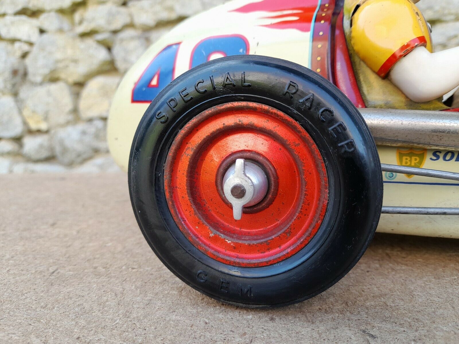 Voiture Gem Super Racer Montlhery En Tôle Des Années 50 A Friction