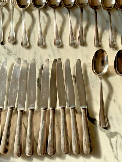 Christofle Ménagère De 75 Pièces Modèle Boréal Art Déco Métal Argenté