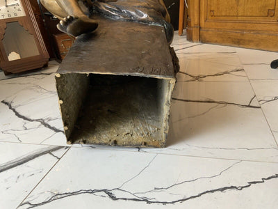 Joli Bronze Femme , Signé A j John