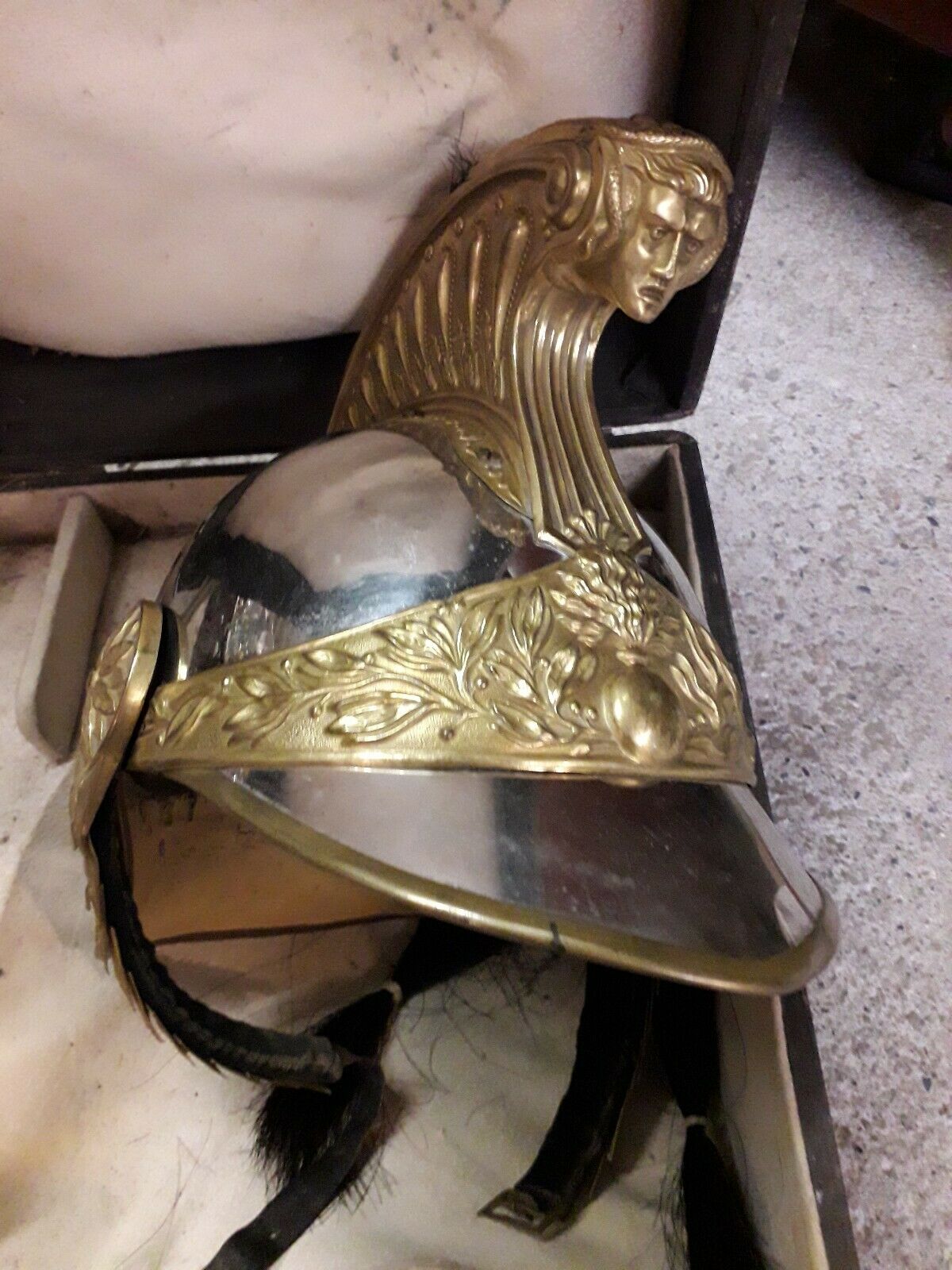 Casque D'Officier De Dragon, Modèle 1872 Avec Sa Boîte Lt De Dragon De Bastard