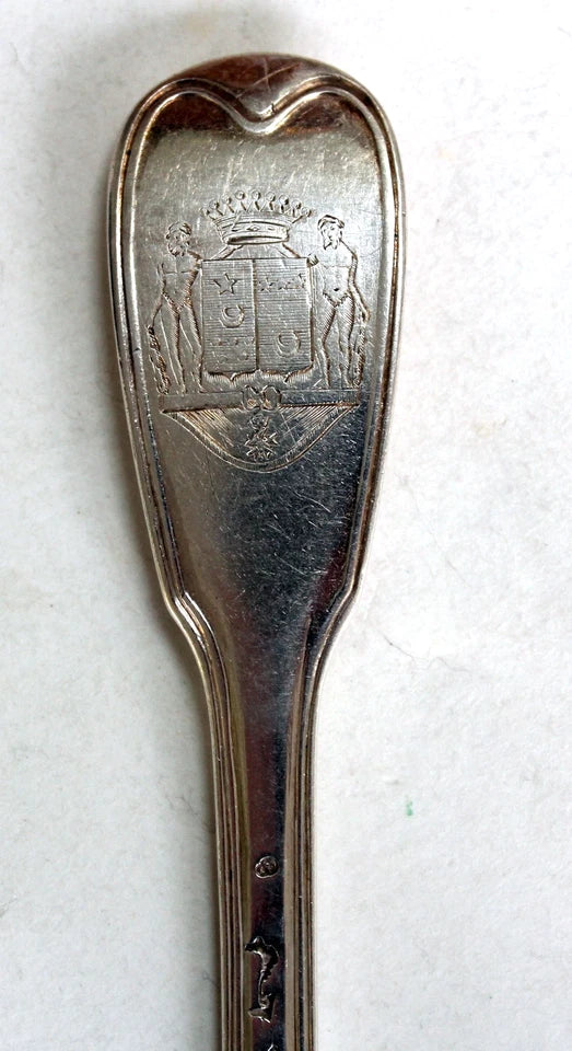Lot De 12 Couverts Anciens Modèle Filets Armoriés En Argent Massif 18ème