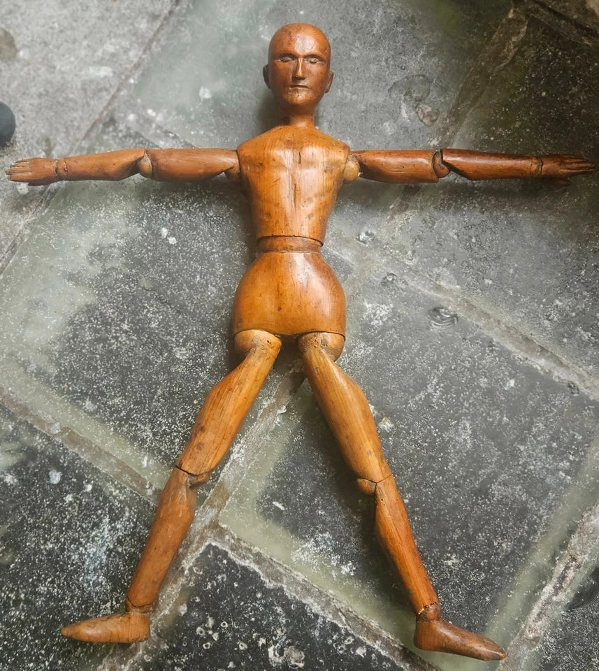 Mannequin Ancien Articulé En Bois Sculpté
