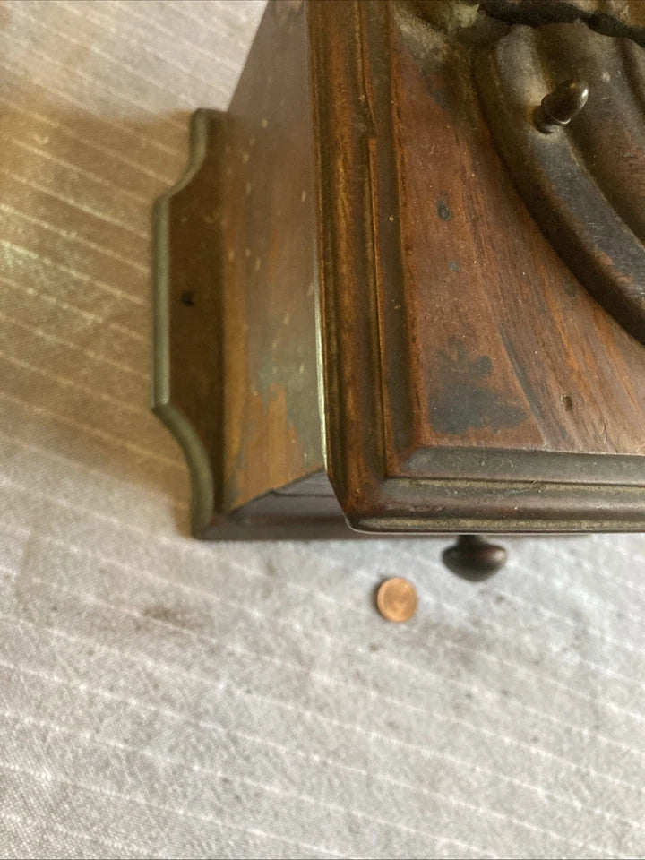Ancien Moulin à Café Peugeot Jackson à Oreilles – Circa 1880