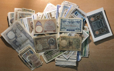 Lot de plus de 380 billets monde et France