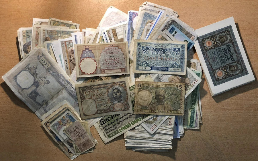 Lot de plus de 380 billets monde et France