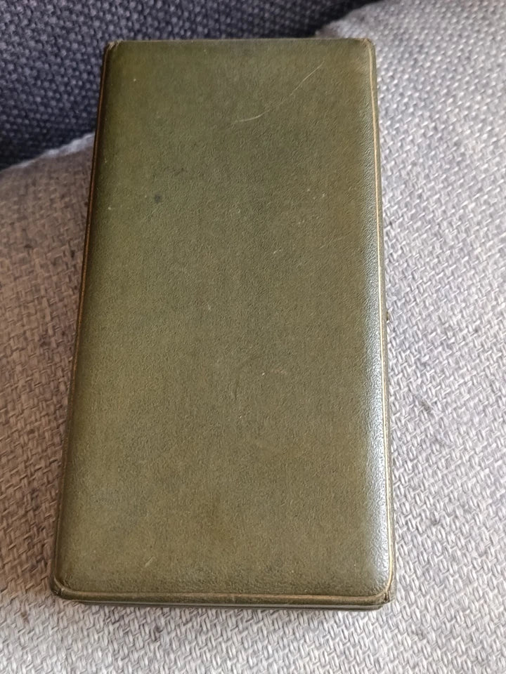 Ancien Briquet À Essence