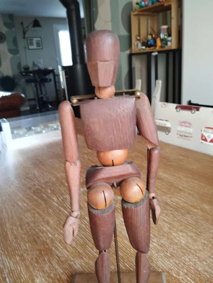 Mannequin articulé ancien en bois maquette PL modèle déposé breveté S.G.D.G