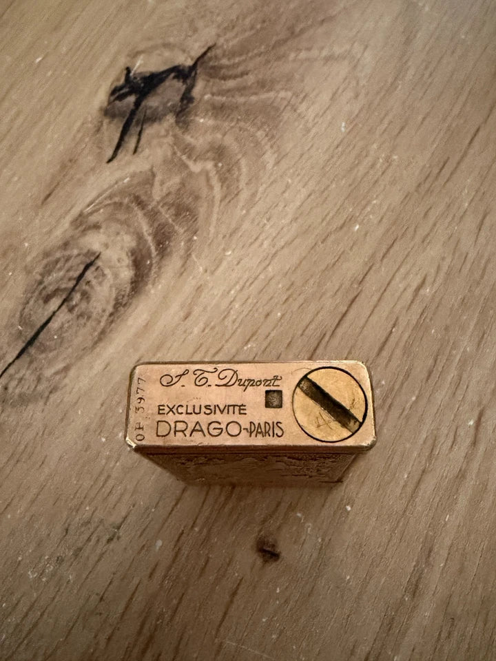 Briquet S.T. Dupont Drago Paris 5e Bataillon Thai Indochine Essence